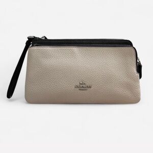 NWT Coach Contrast Double Zip Wallet in chalk and black refined pebble leather